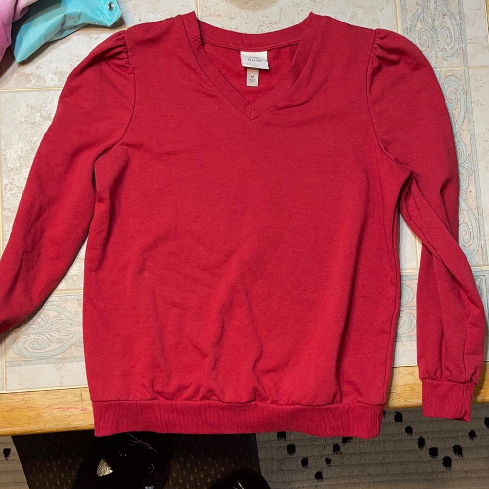 V-Neck sweatshirt